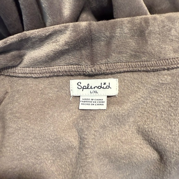 Splendid Velvety Soft Grage Robe - Picture 7 of 8